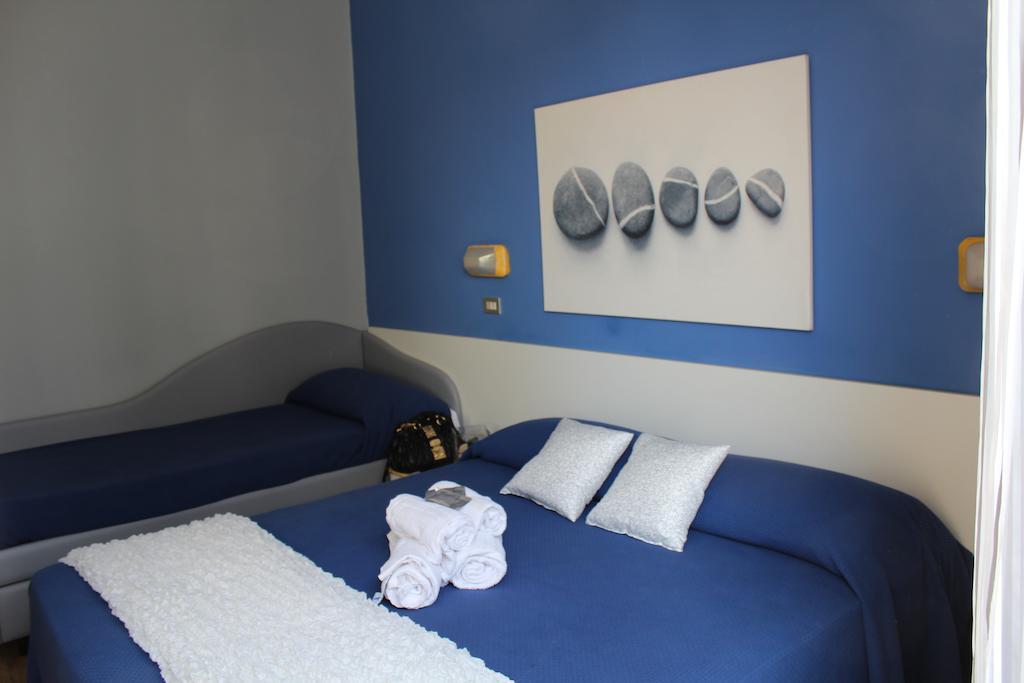 Hotel Augustus Milano Marittima Pokoj fotografie