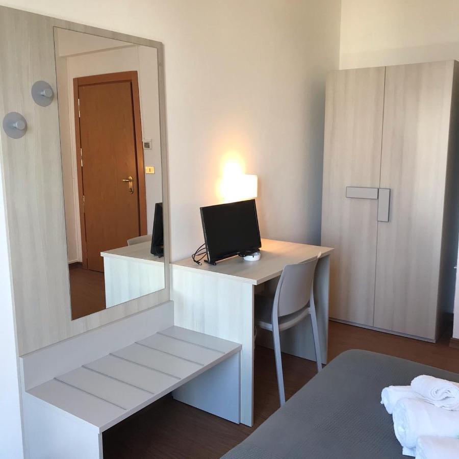 Hotel Augustus Milano Marittima Exteriér fotografie